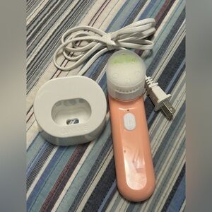 Clinique Sonic System with  Purifying Brush that has been gently used